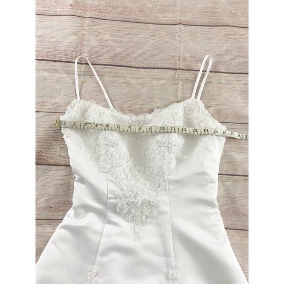 David's Bridal Michaelangelo Lace Trim Beaded Wedding Dress W/Train - 6 - Picture 11 of 15